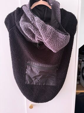 Canada pooch dog Sherpa Hooded Poncho in Black and Gray